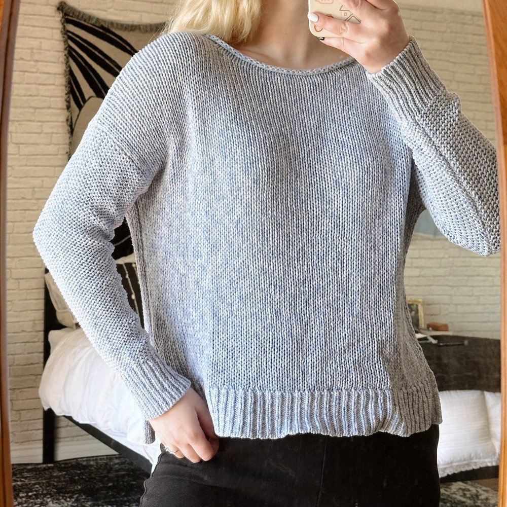 Vince Baby Blue Knit Pullover Sweater